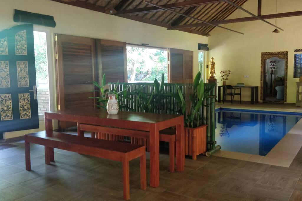 Villa King: Unique Villa With Indoor Swimming Pool Amed Esterno foto